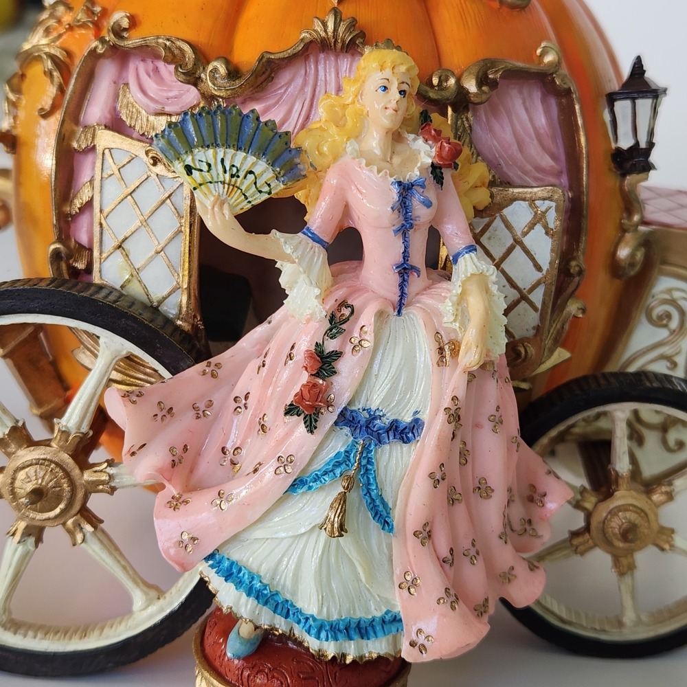 Fitz & Floyd Cinderella Musical Carriage Figurine Pumpkin Coach Swan Lake w/ Box - Picture 11 of 14